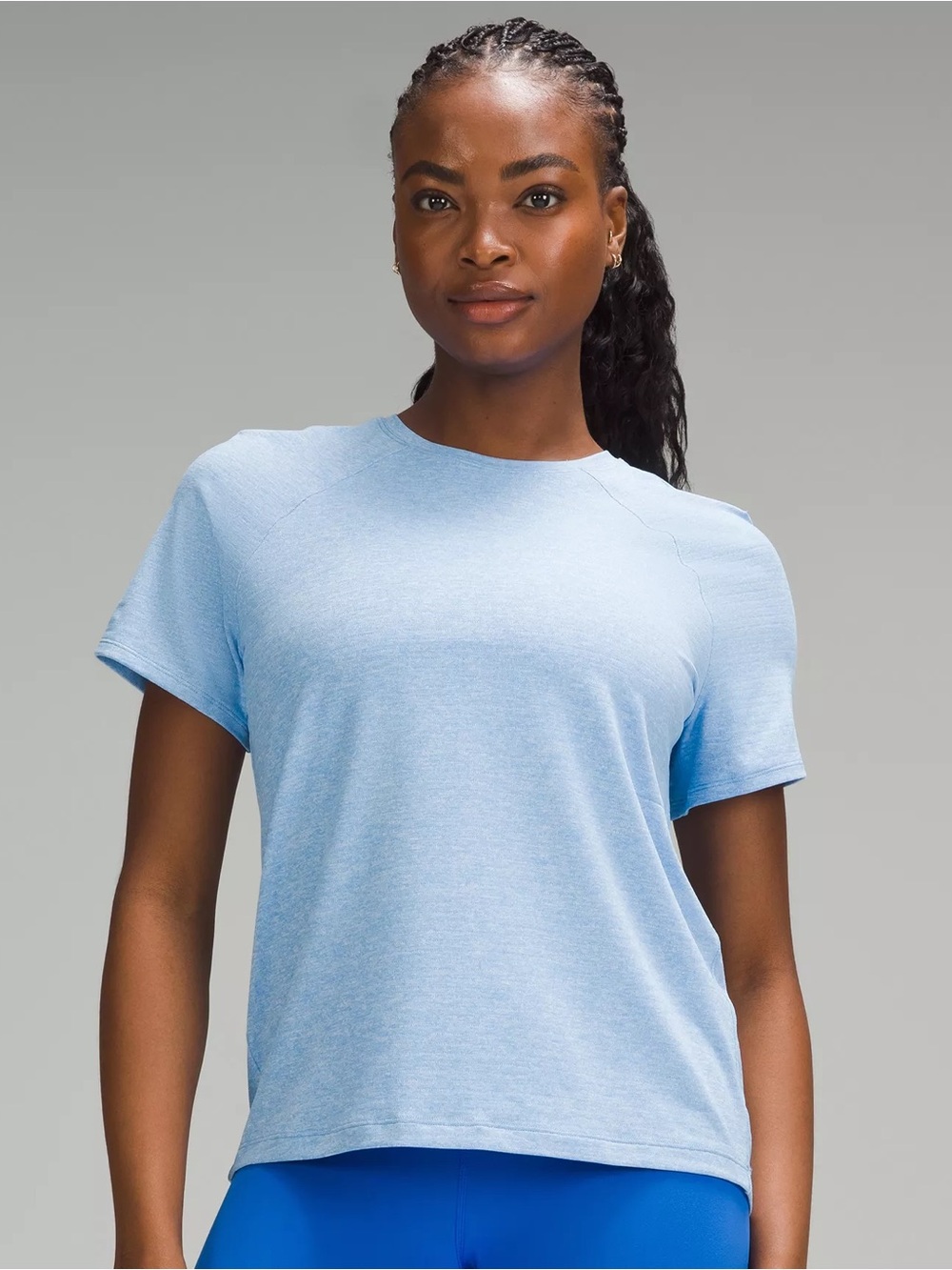 Lululemon License to Train Heathered Aero Blue Classic Fit T-Shirt size 8